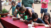picture of children eating ice cream on the jeep jamboree